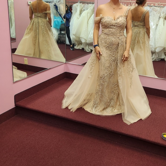 Prom dress